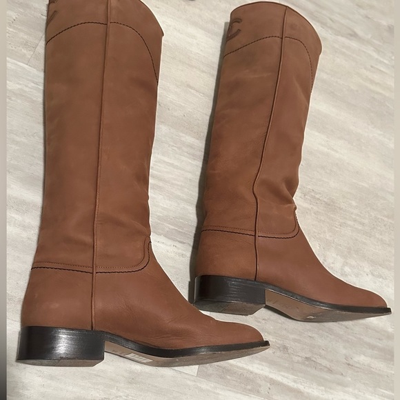 Beautiful Chanel riding boots in excellent condition. - Picture 9 of 13